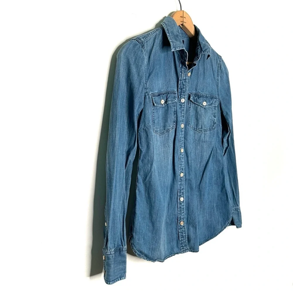 J. Crew | Chambray Button Down Shirt Size 00
